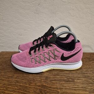 Nike Women's Pink Running Shoes